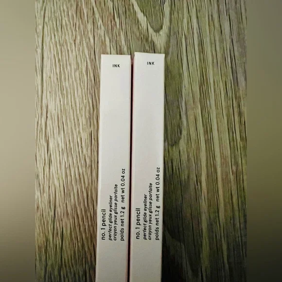 Glossier No 1 Pencil - Perfect Glide Eyeliner - Ink - Set of 2 - Picture 4 of 10